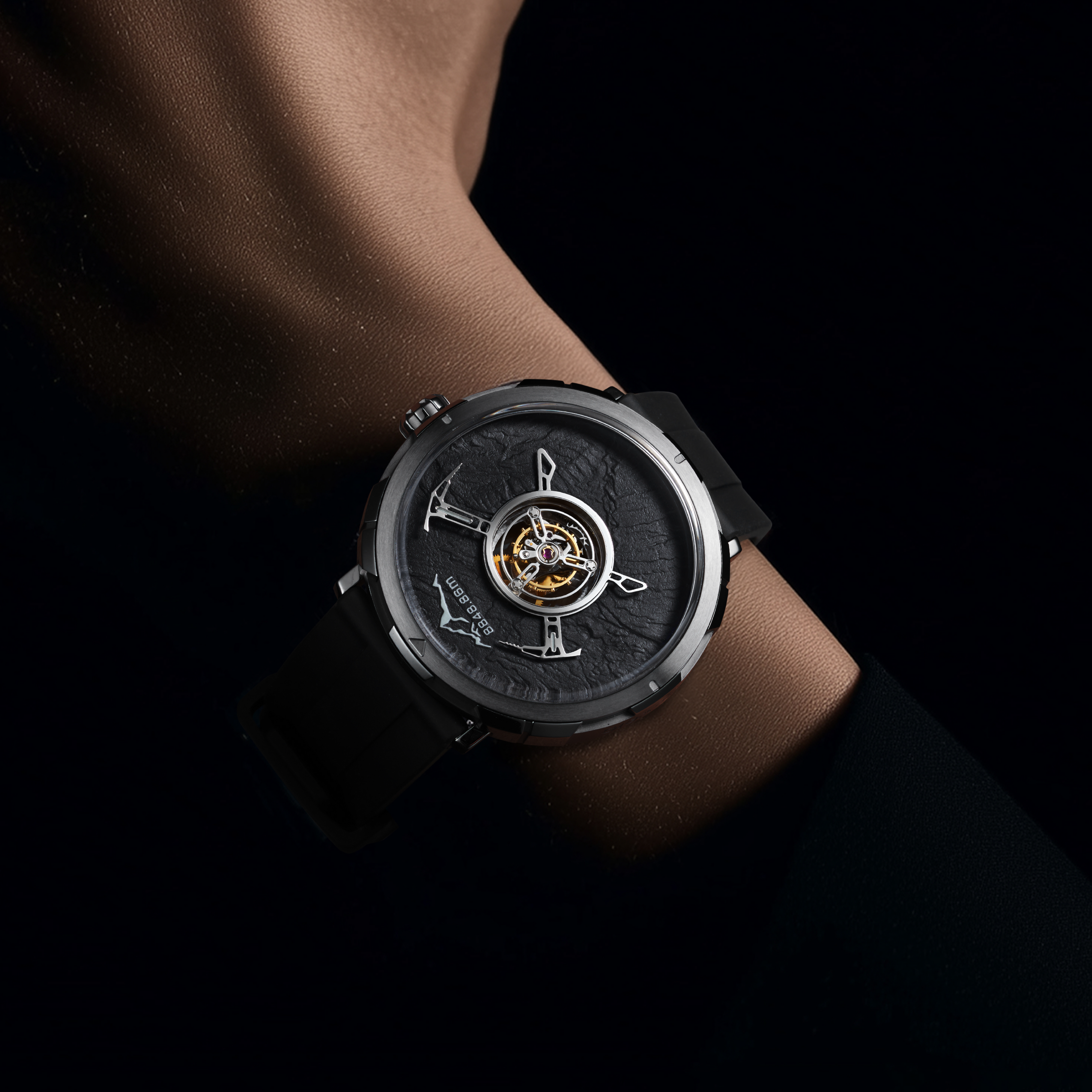 CIGA design CENTRAL TOURBILLON WATCH · EVEREST SUMMIT